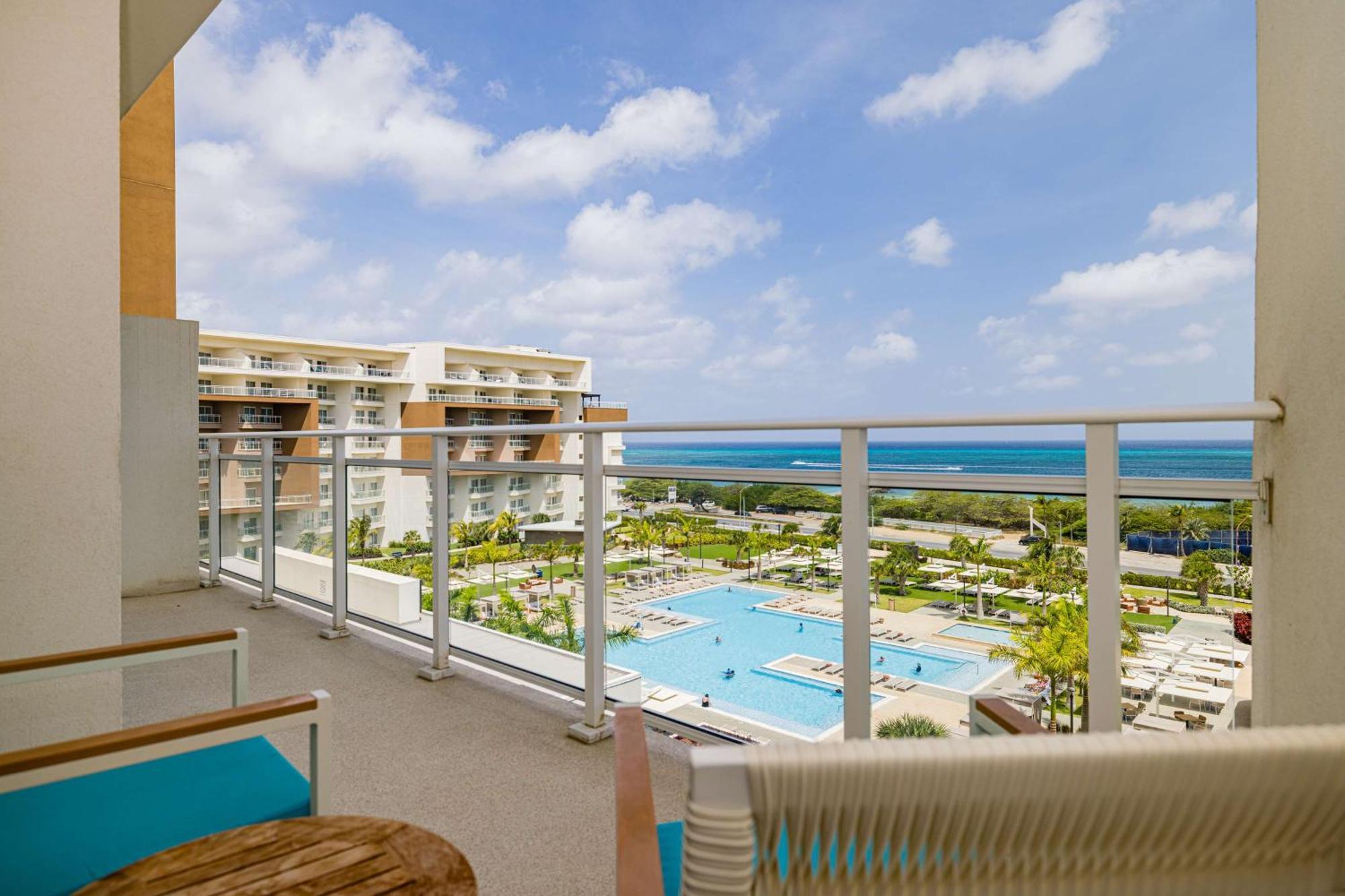 Embassy Suites By Hilton Aruba Beach Resort Palm Beach Eksteriør bilde